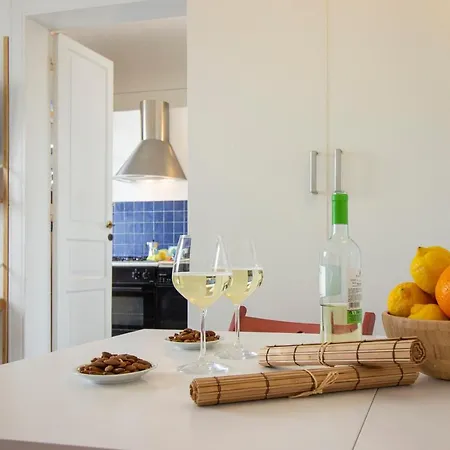 Casa Samu A Due Passi Da Ortigia Apartment *