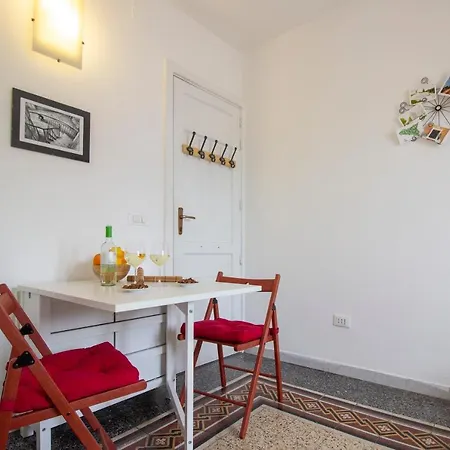 Casa Samu A Due Passi Da Ortigia Apartment